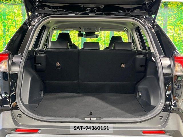 Toyota RAV4 2022-04 8101509-9
