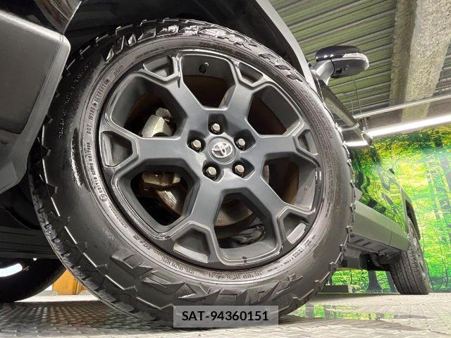 Toyota RAV4 2022-04 8101509-12