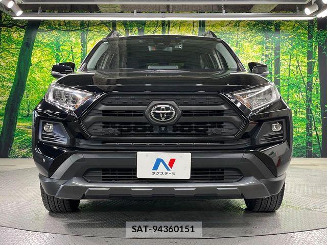 Toyota RAV4 2022-04 8101509-13