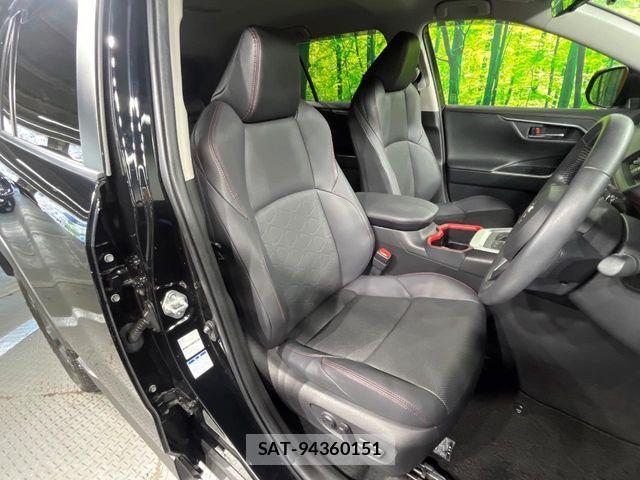 Toyota RAV4 2022-04 8101509-7