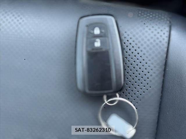 Toyota RAV4 2023-07 8101508-6