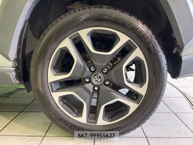 Toyota RAV4 2019-07 8101527-12