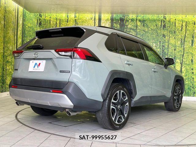 Toyota RAV4 2019-07 8101527-16