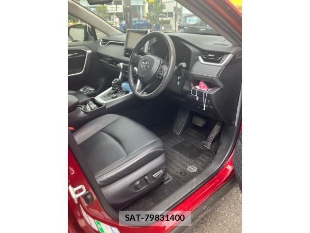 Toyota RAV4 2019-11 8101531-17