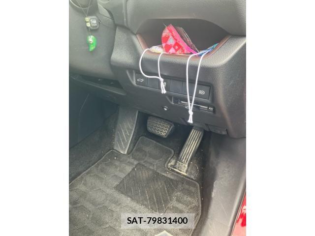 Toyota RAV4 2019-11 8101531-18