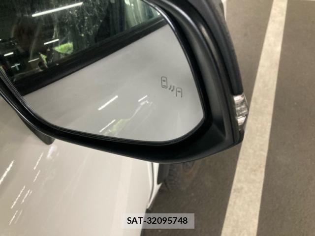 Toyota RAV4 2022-12 8101512-11