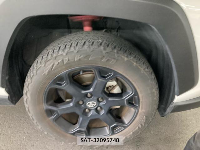 Toyota RAV4 2022-12 8101512-5