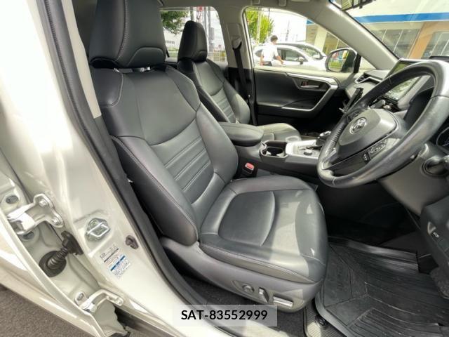 Toyota RAV4 2019-11 8101530-16