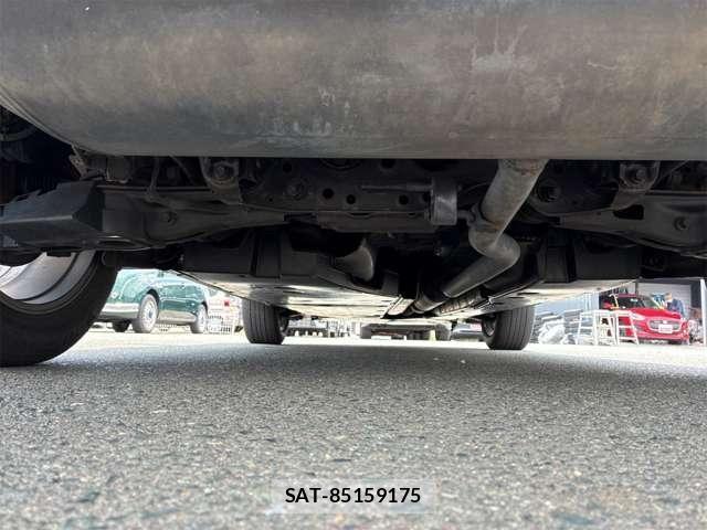 Toyota RAV4 2019-07 8101539-22