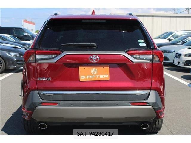 Toyota RAV4 2019-05 8101528-10