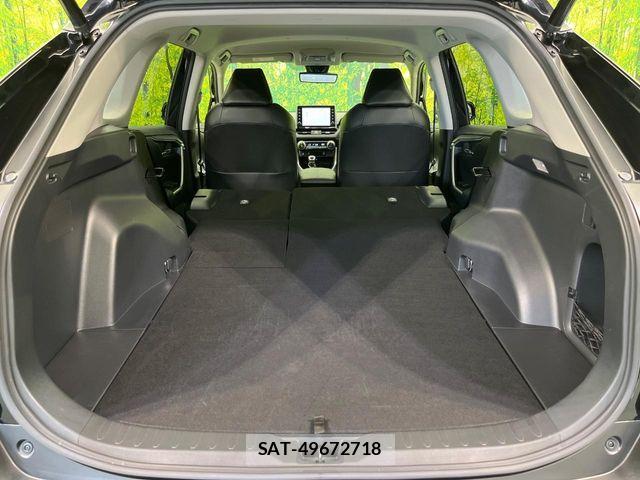 Toyota RAV4 2021-01 8101525-11