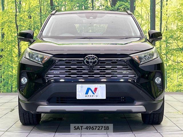 Toyota RAV4 2021-01 8101525-14
