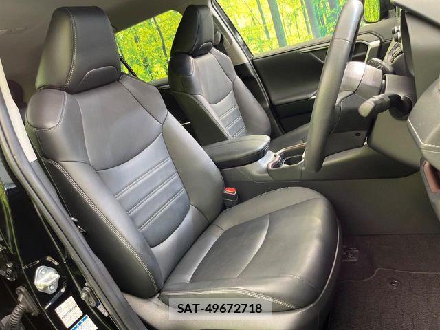 Toyota RAV4 2021-01 8101525-8