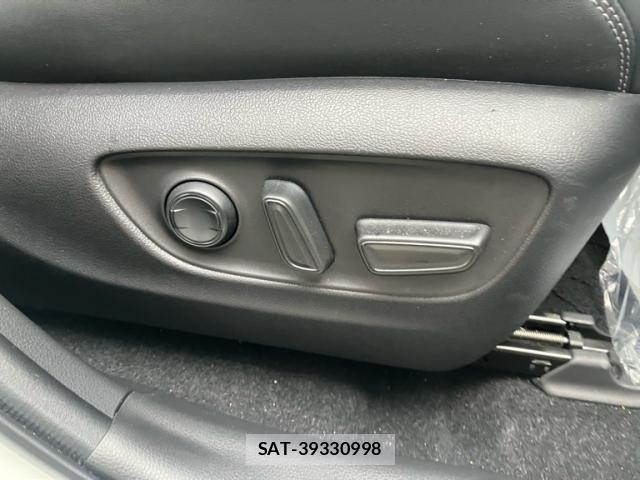 Toyota RAV4 2025-03 8101501-17