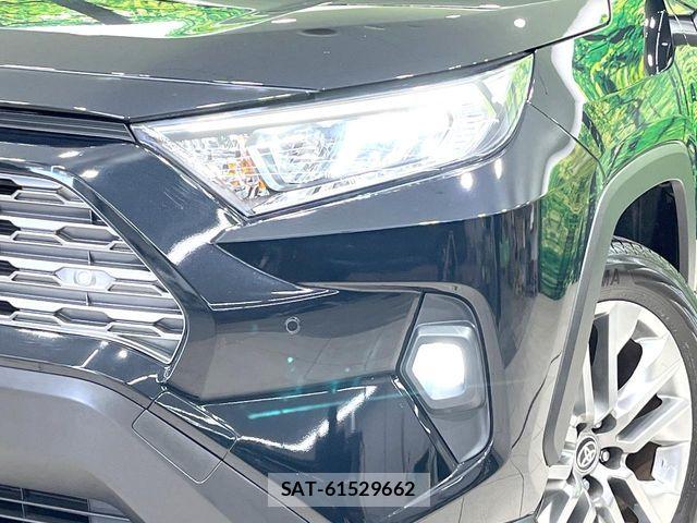Toyota RAV4 2023-11 8101504-12