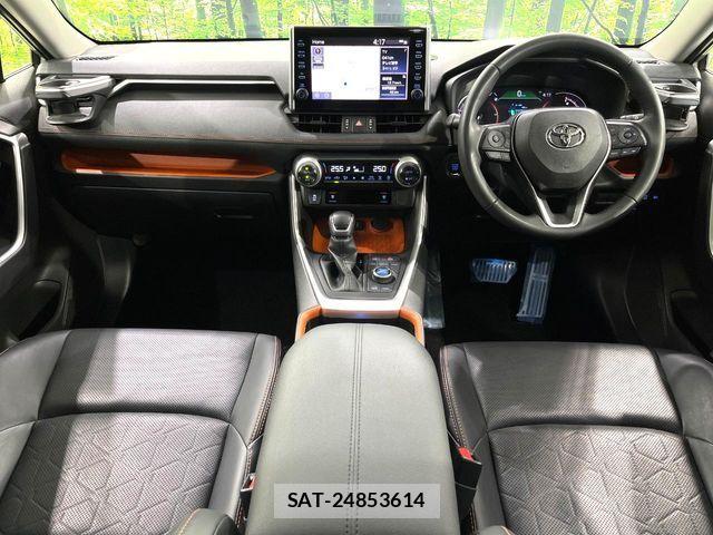 Toyota RAV4 2020-12 8101522-1