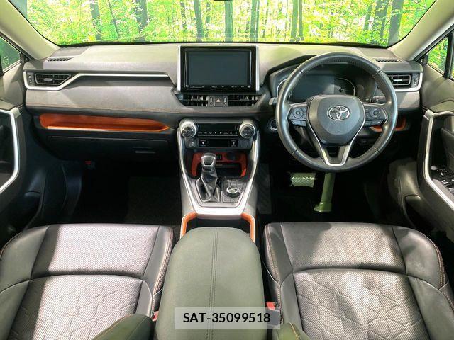 Toyota RAV4 2020-06 8101526-1