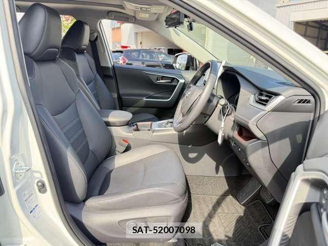 Toyota RAV4 2019-07 8101520-11