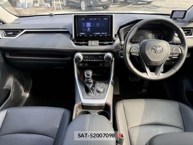 Toyota RAV4 2019-07 8101520-4