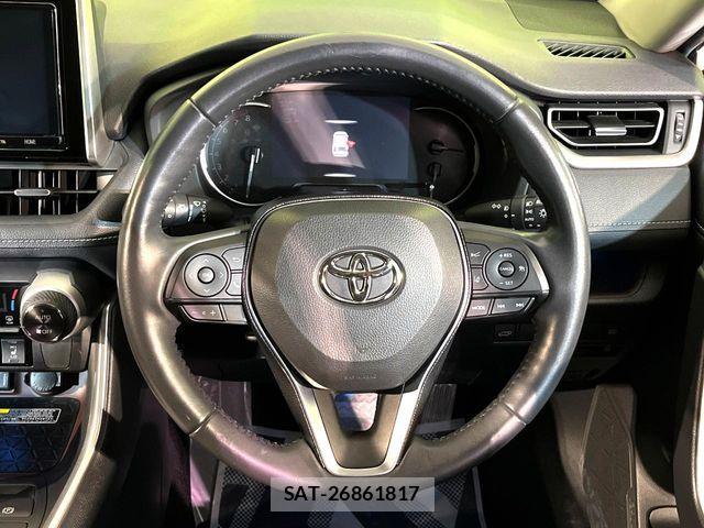 Toyota RAV4 2020-05 8132055-10