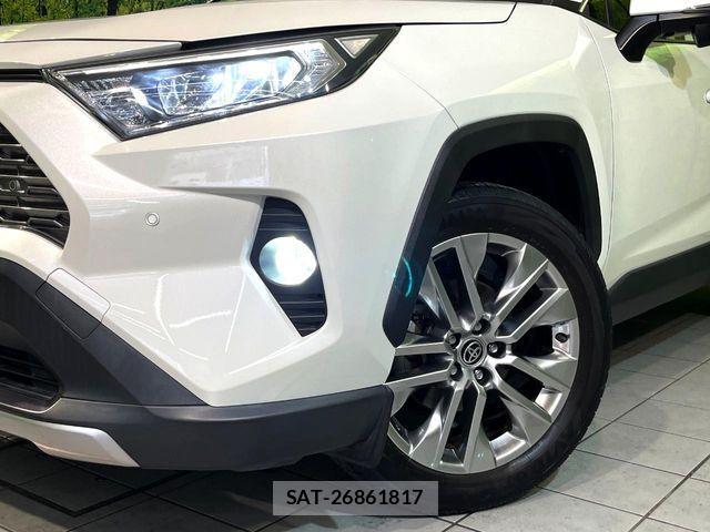 Toyota RAV4 2020-05 8132055-11