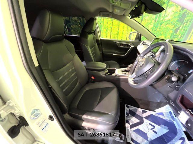 Toyota RAV4 2020-05 8132055-7