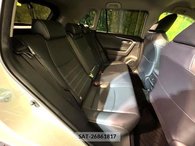 Toyota RAV4 2020-05 8132055-8