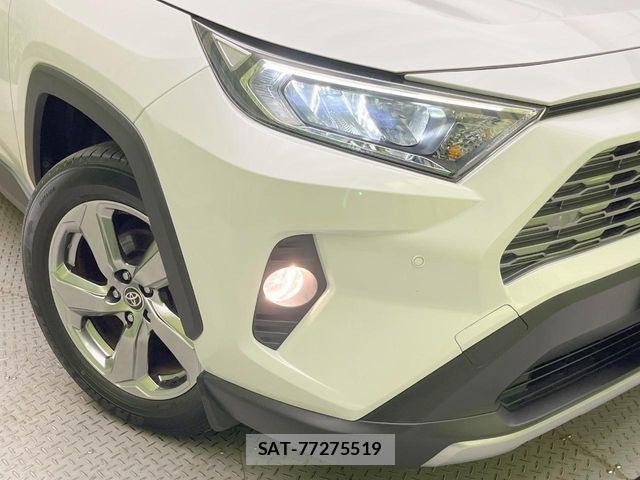 Toyota RAV4 2021-08 8132053-11