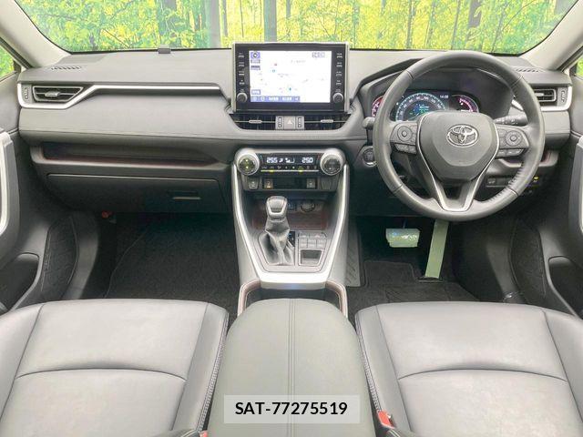 Toyota RAV4 2021-08 8132053-1