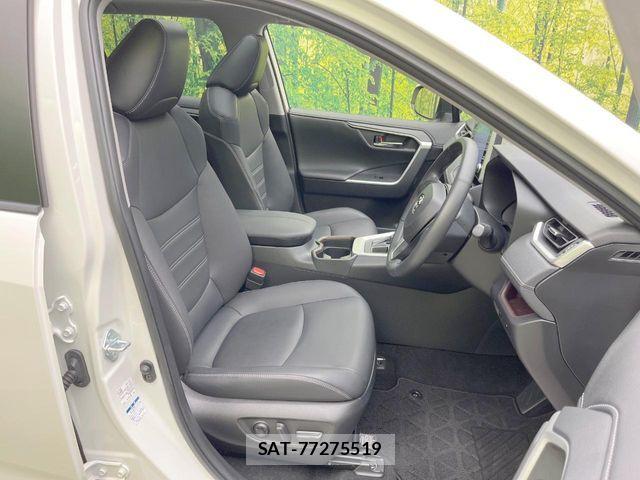 Toyota RAV4 2021-08 8132053-7