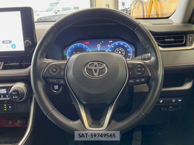 Toyota RAV4 2023-09 8132052-10
