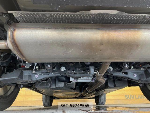 Toyota RAV4 2023-09 8132052-18