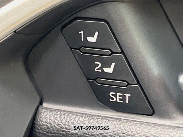 Toyota RAV4 2023-09 8132052-5