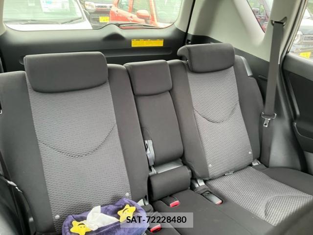Toyota RAV4 2012-02 8132062-12