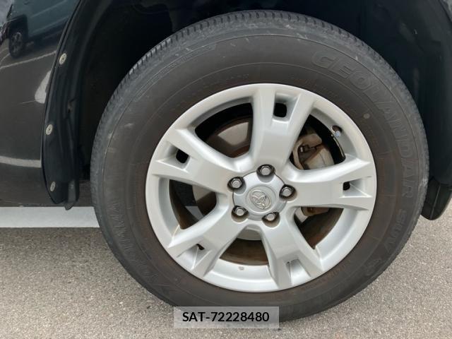 Toyota RAV4 2012-02 8132062-6