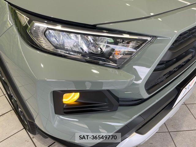 Toyota RAV4 2019-08 8132054-11