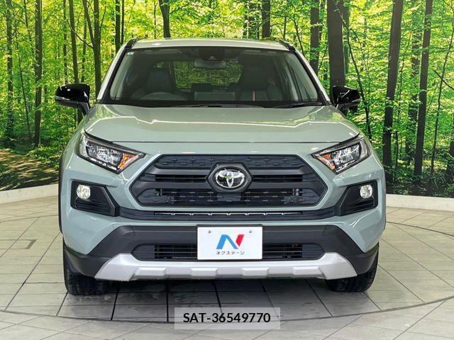 Toyota RAV4 2019-08 8132054-13