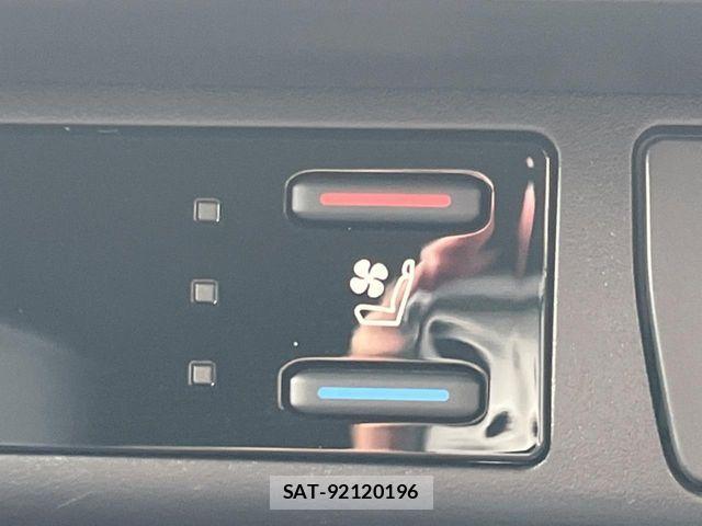 Toyota RAV4 2024-05 8146534-5