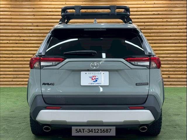 Toyota RAV4 2019-06 8146549-13