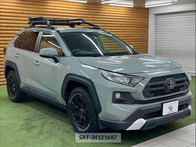 Toyota RAV4 2019-06 8146549-15