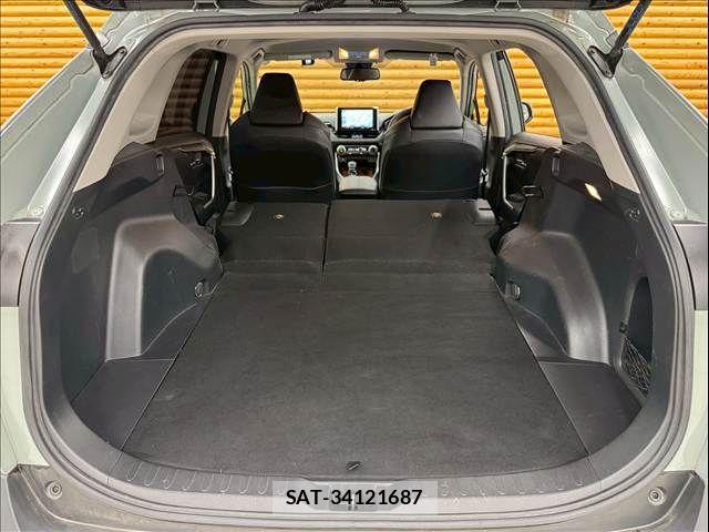 Toyota RAV4 2019-06 8146549-17