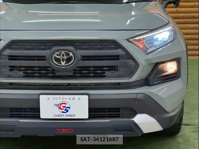 Toyota RAV4 2019-06 8146549-19