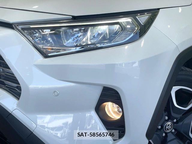 Toyota RAV4 2020-03 8146560-11