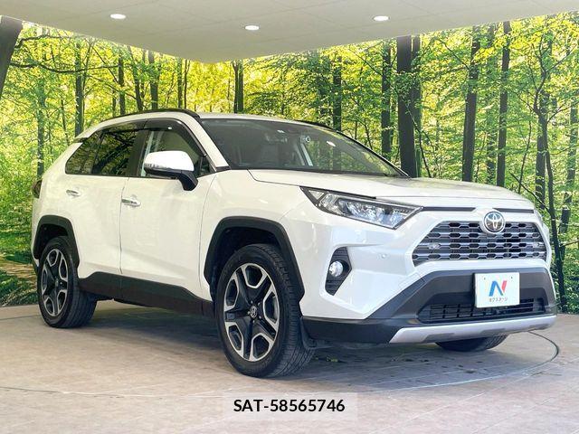 Toyota RAV4 2020-03 8146560-15