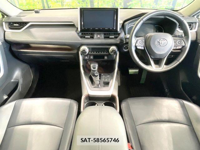 Toyota RAV4 2020-03 8146560-1
