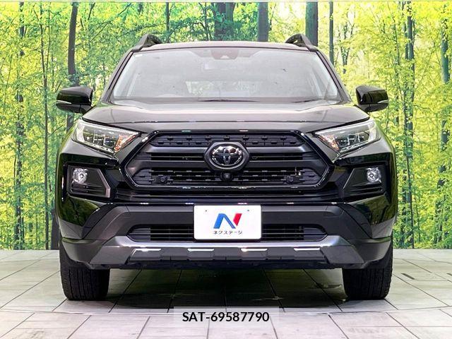Toyota RAV4 2021-12 8146538-13