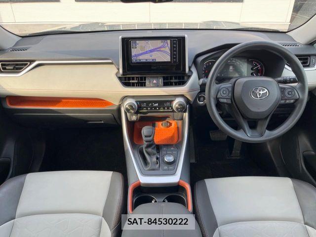 Toyota RAV4 2019-11 8146558-1