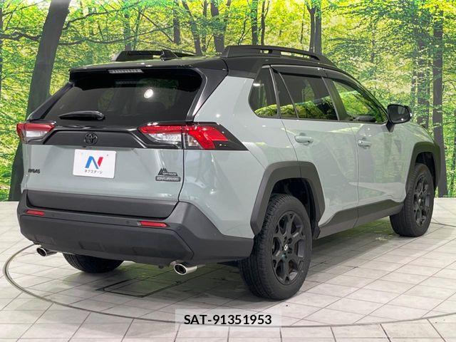 Toyota RAV4 2024-07 8146531-17