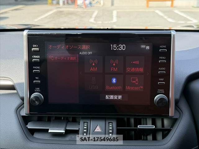 Toyota RAV4 2021-06 8146555-27