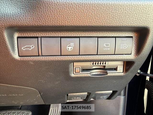 Toyota RAV4 2021-06 8146555-3
